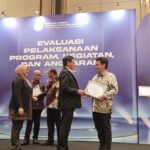 ISBI Aceh Terima Penghargaan Anugerah Pencapai IKU 7 Kategori PTN Seni